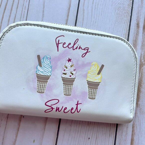 Radley London Feeling Sweet Medium Zip Around Wallet - New with cosmetic defect - Picture 2 of 8